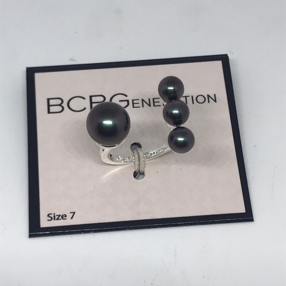 BCBGeneration Silver & Pearl Ring Size 7 NWT - Picture 2 of 10